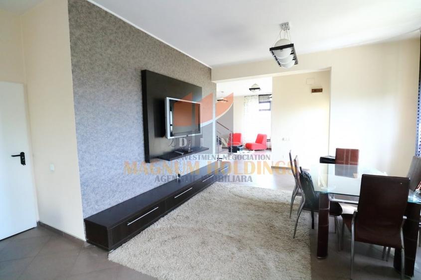 Casă individuală cu 4 camere cu Piscina în Hințești