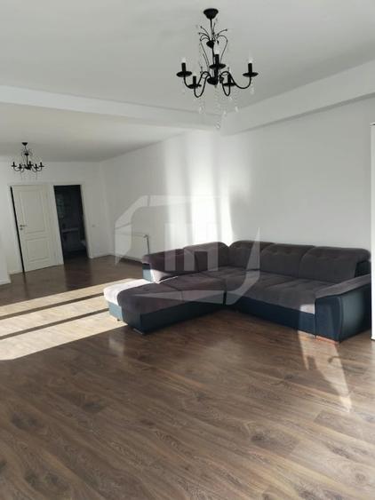Duplex cu 4 camere cu Teren 120 Mp în Făget