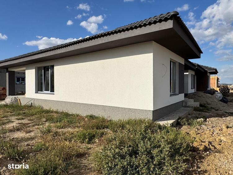 Casa de vanzare in Cihei cu 4 camere - 5