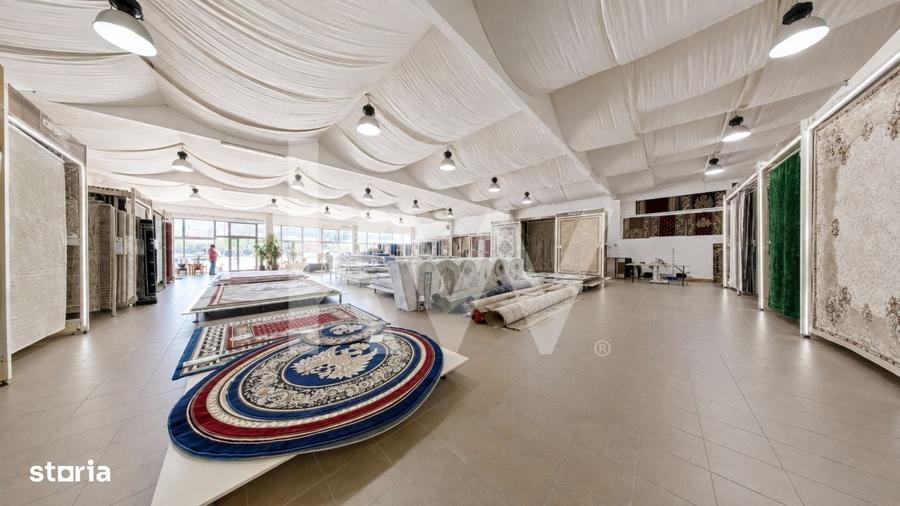 Spațiu comercial, de 443 mp, în Central