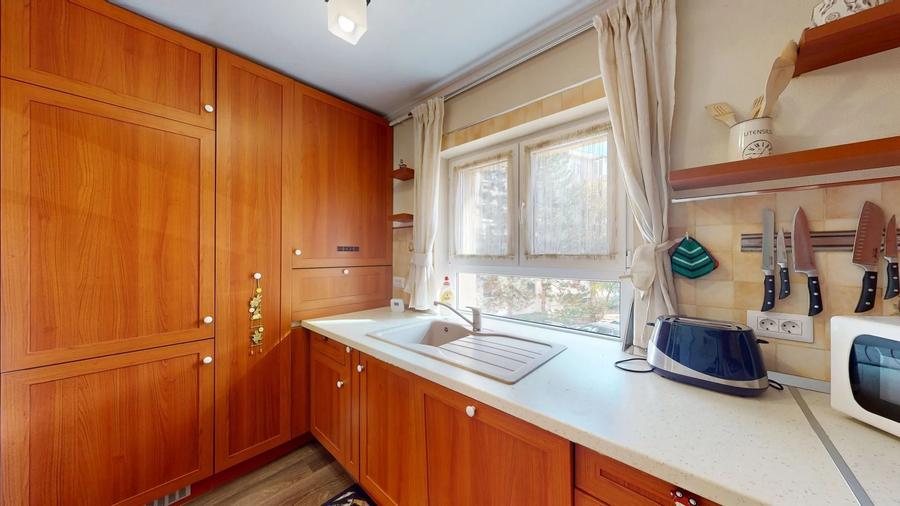 Apartament cu 3 camere decomandat, mobilat în Scriitorilor