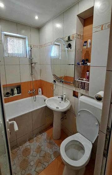 Apartament cu 2 camere semidecomandat în Scriitorilor