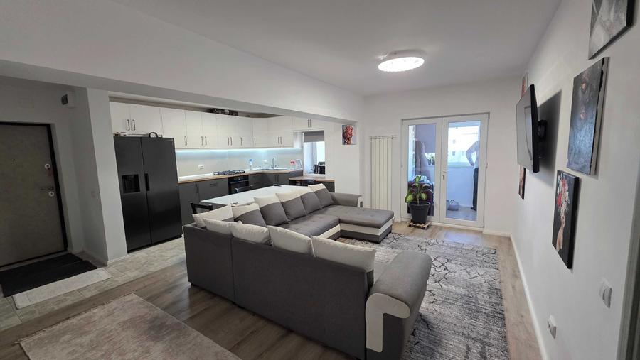 Apartament cu 3 camere în Central