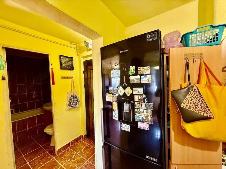 Apartament cu 2 camere decomandat în Micro 15