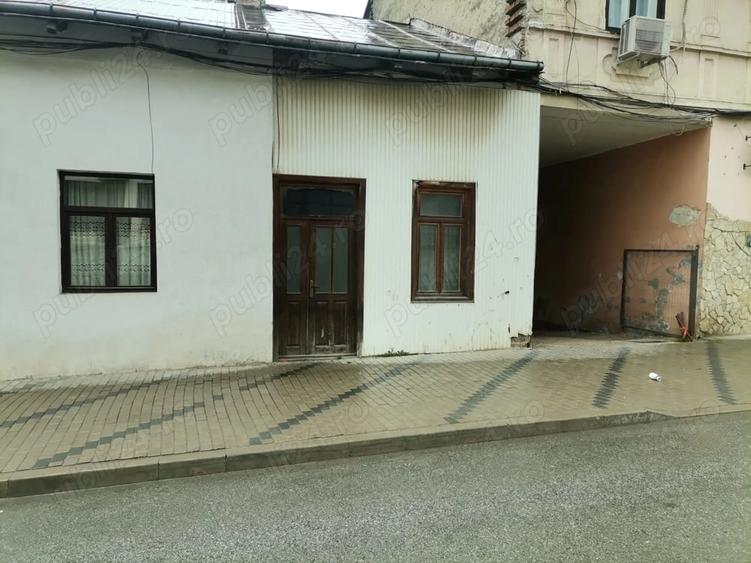Casă cu 2 camere în Central