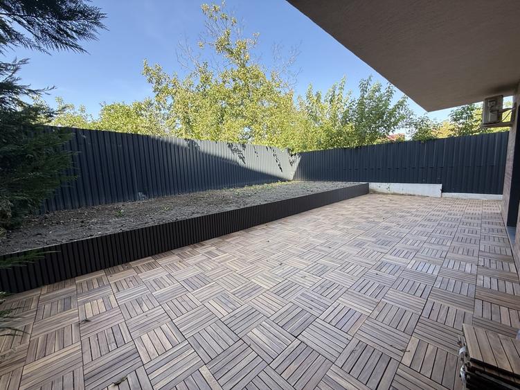 Apartament cu 3 camere decomandat, mobilat în Voluntari