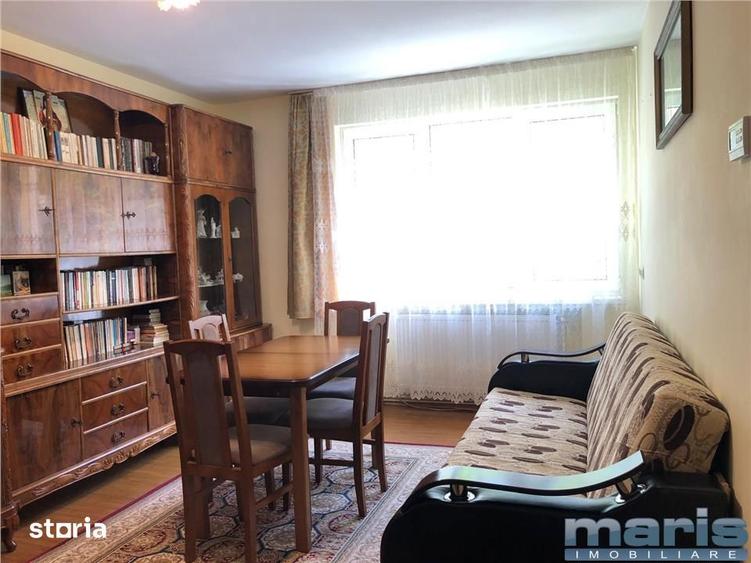 Apartament cu 2 camere semidecomandat, mobilat în Aleea Carpați