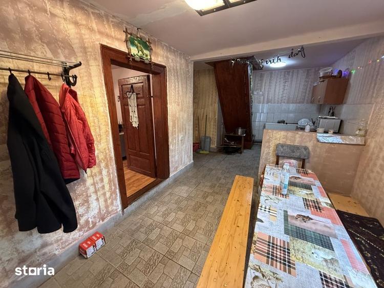 Casă cu 6 camere cu Teren 386 Mp în Băișoara