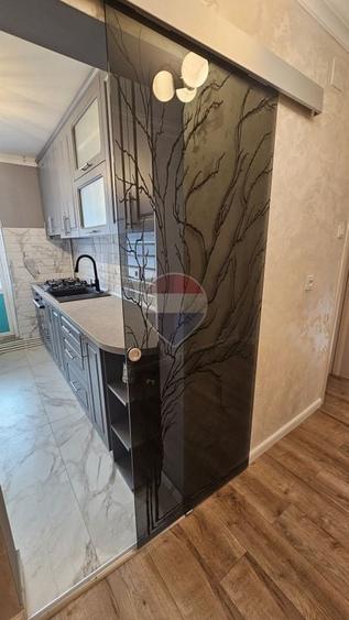 Apartament cu 2 camere decomandat, mobilat în Dărmănești