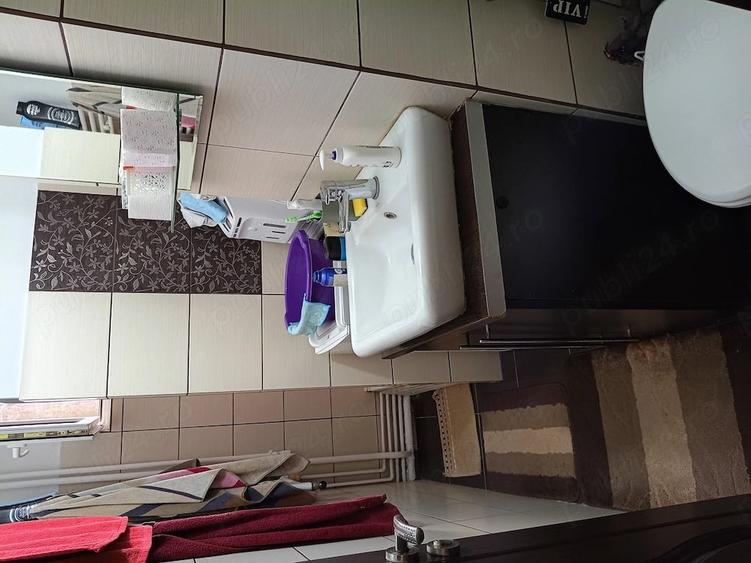 Apartament cu 2 camere semidecomandat în Aradul Nou