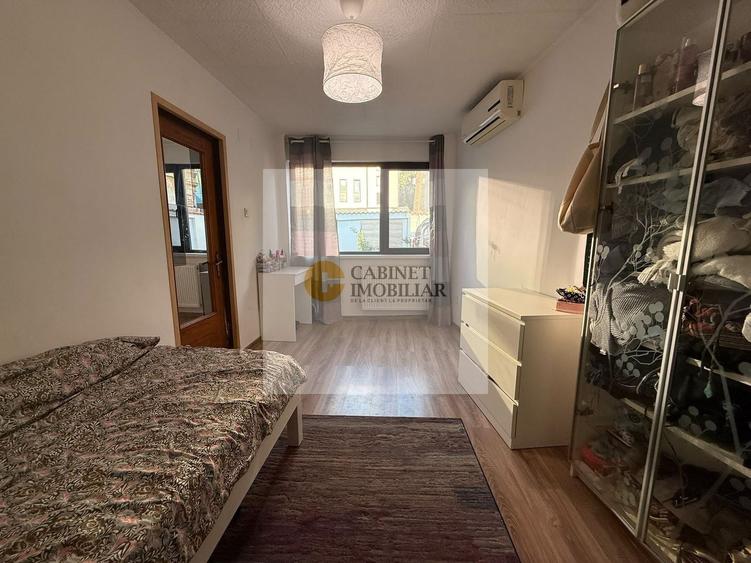 Casă individuală cu 6 camere cu Canalizare în Nerva Traian