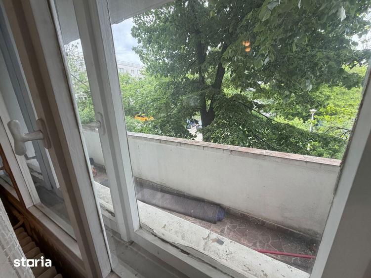 Apartament cu 4 camere în Militari