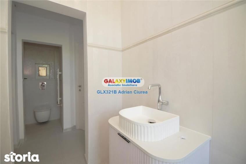 Apartament cu 5 camere în Romană