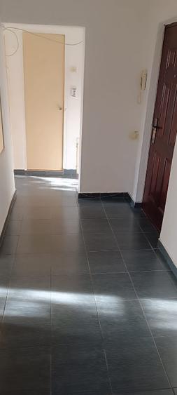 Apartament cu 3 camere decomandat în Nord