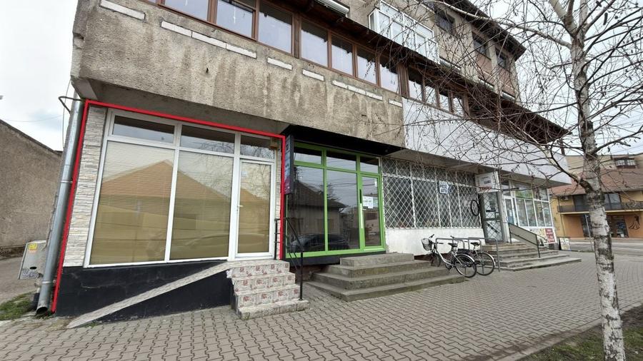 Spațiu Comercial Stradal 30 mp/Trafic Intens Auto și Pietonal/C.A.Române - Carei - 1