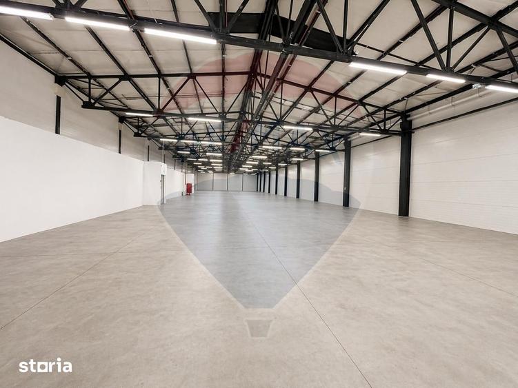 Spațiu comercial, de 1,188 mp, în Tractorul