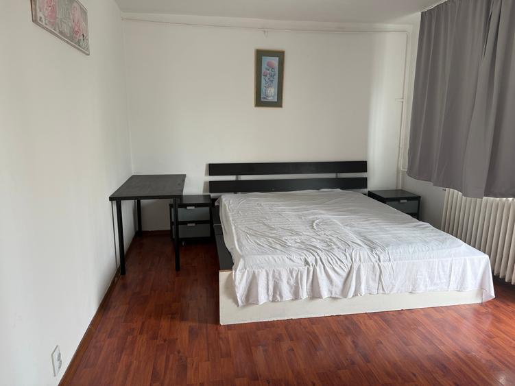 Apartament cu 2 camere decomandat în Tineretului
