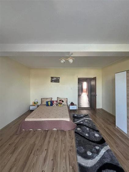 Casă cu Teren 2000 Mp în Central