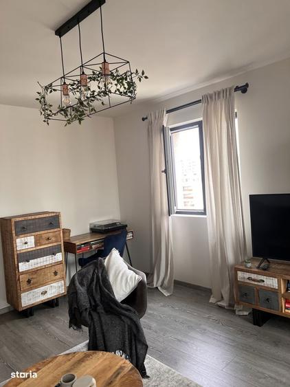 Apartament cu 2 camere decomandat în Vitan