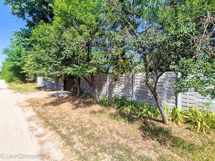 Casă individuală cu 3 camere cu Teren 3287 Mp în Urlueni