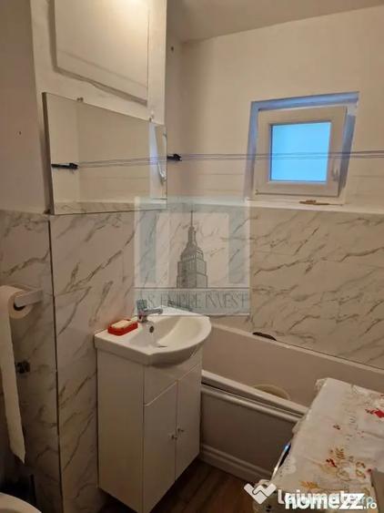 Apartament cu 2 camere decomandat în Craiter