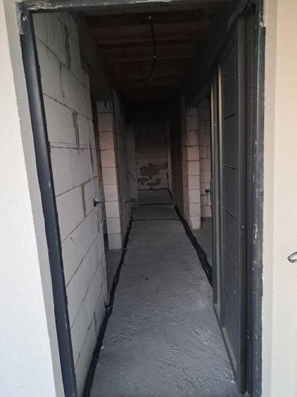 Casă cu 3 camere în Central
