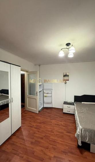 Apartament cu 2 camere decomandat, mobilat în Berceni