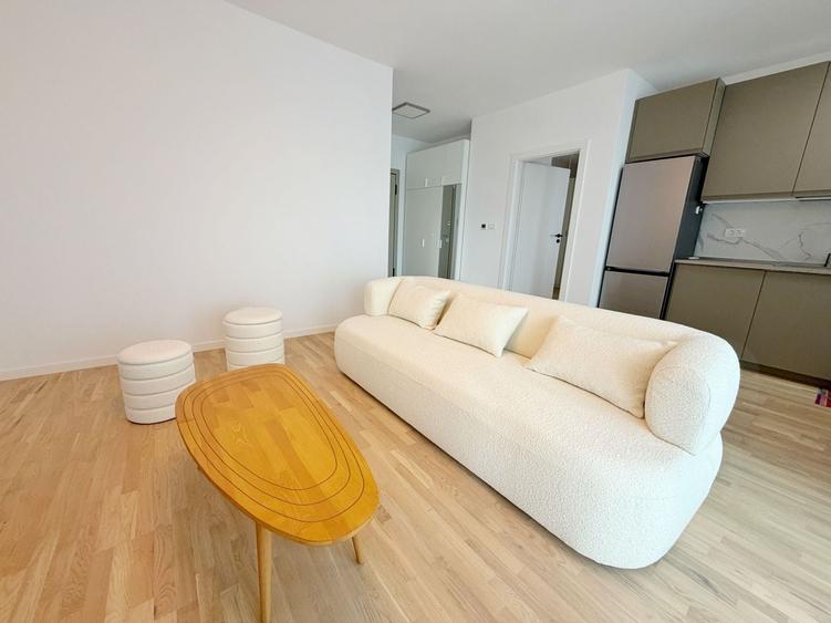 Apartament cu 2 camere semidecomandat, mobilat în Ultracentral