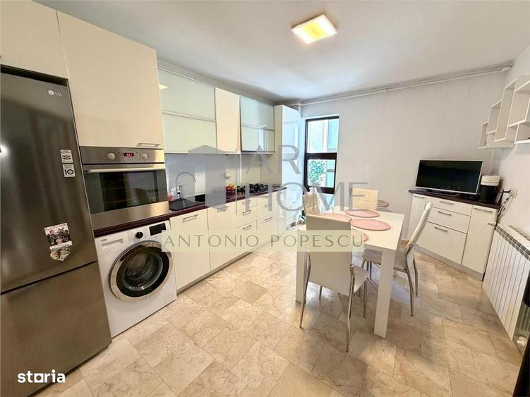 Apartament cu 3 camere în Ultracentral