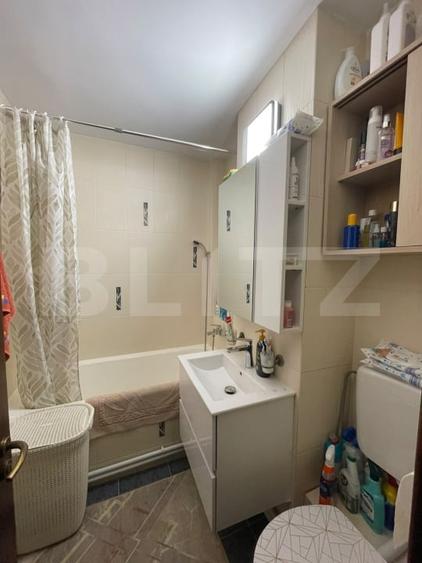 Apartament cu 3 camere decomandat, mobilat în George Enescu