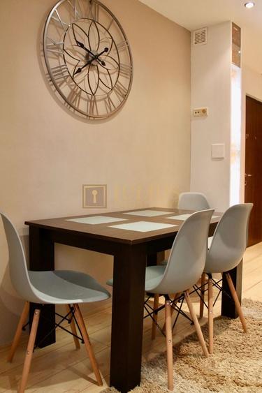 Apartament cu 2 camere decomandat, mobilat în Spitalul Județean
