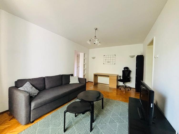 Apartament cu 2 camere semidecomandat, mobilat în Cotroceni