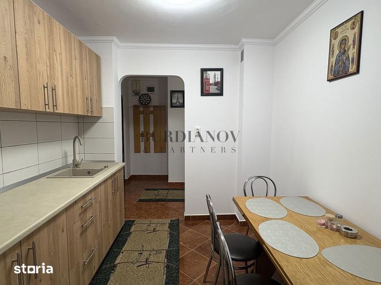 Apartament cu 2 camere decomandat, mobilat în Giurgiului