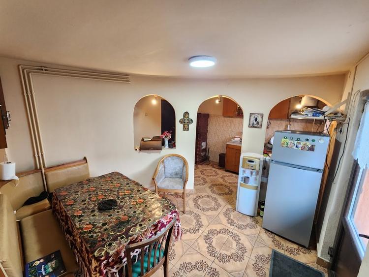 Casă individuală cu 7 camere cu Garaj în Biled