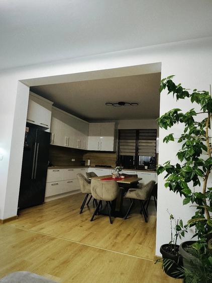 Casă cu Teren 1100 Mp în Săcălaz