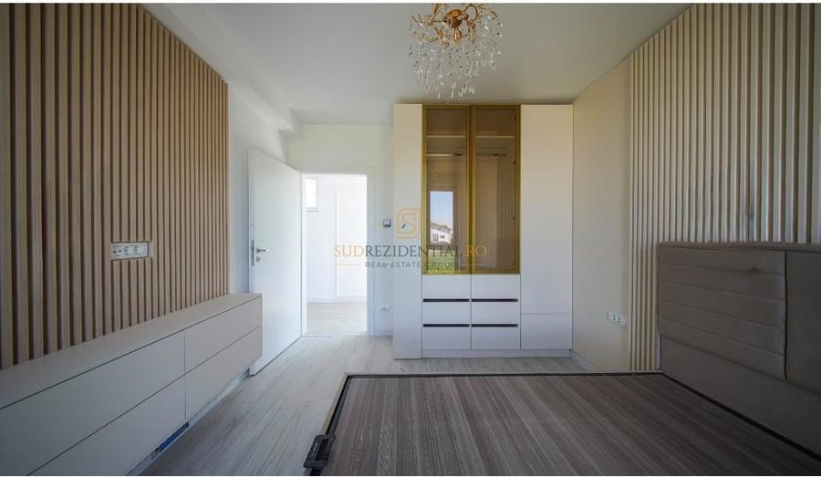 Casă individuală cu 4 camere cu Piscina în Central