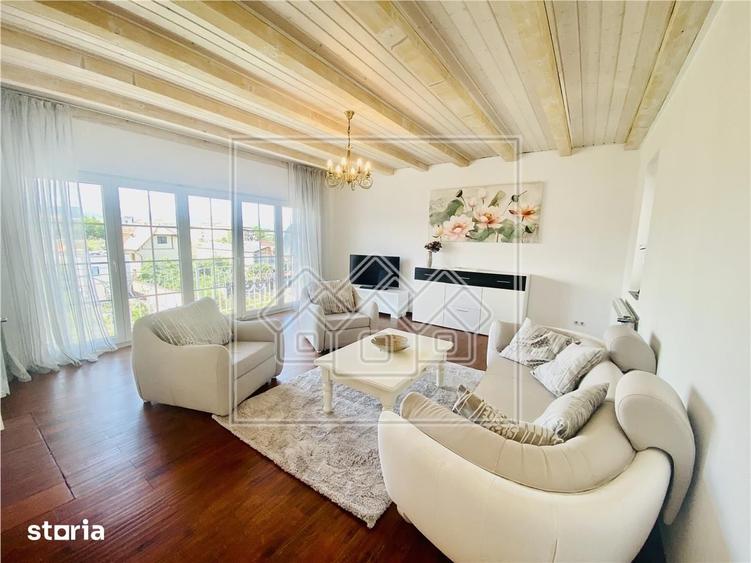 Apartament cu 5 camere în Calea Dumbrăvii