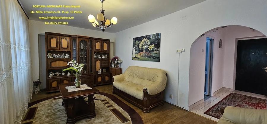 Apartament cu 3 camere decomandat în Calea Romanului