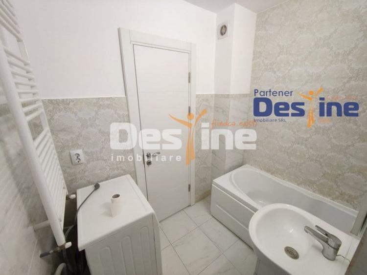 Apartament cu 2 camere decomandat în Central — fotografia 1