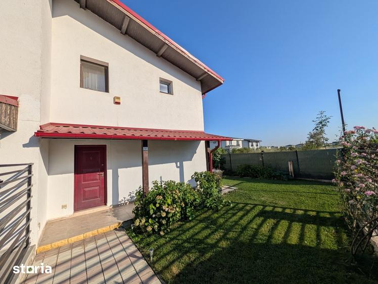 Casă cu 3 camere cu Teren 230 Mp în Odăi
