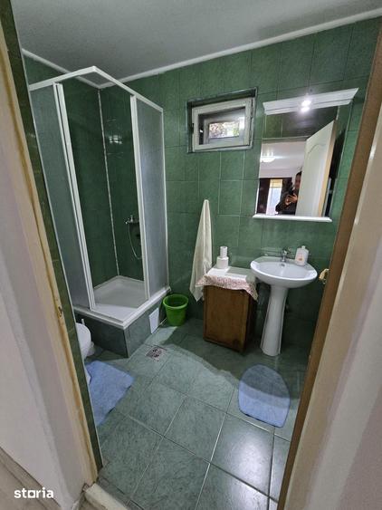 Casă cu 3 camere cu Teren 150 Mp în Central
