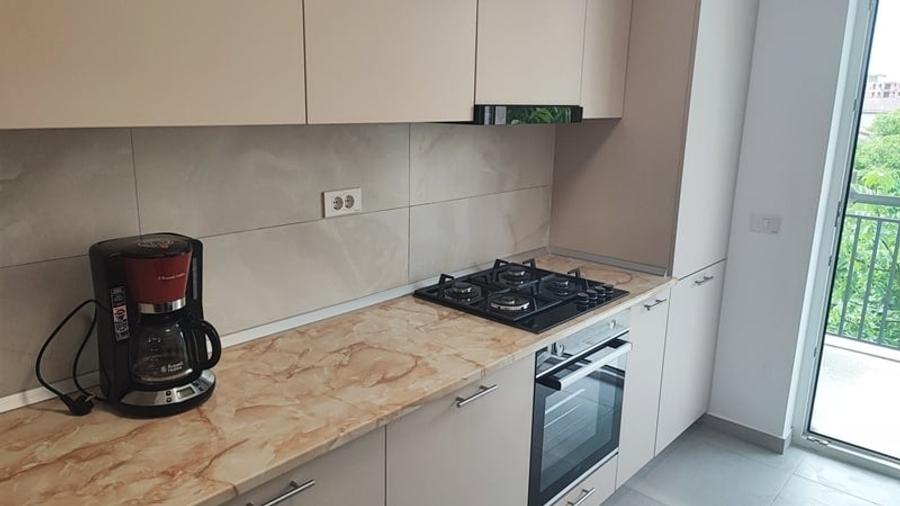 Apartament decomandat în Berceni