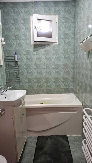 Apartament cu 2 camere semidecomandat în Teiul Doamnei