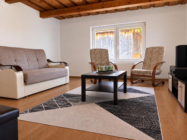 Casă individuală cu 2 camere cu Teren 685 Mp în Galeș