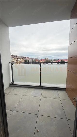 Apartament cu 2 camere în Săsar