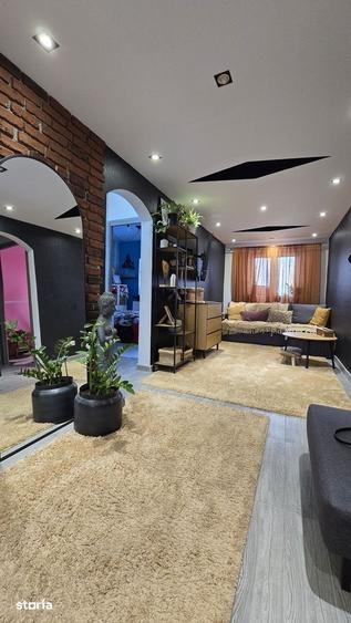 Apartament cu 4 camere decomandat, mobilat în Ultracentral