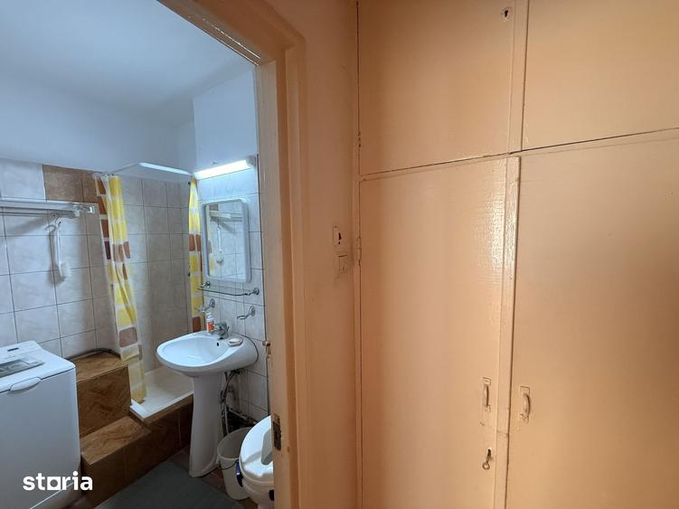 Apartament cu 2 camere semidecomandat în Central