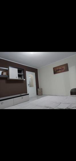 Garsonieră decomandată în Panduri