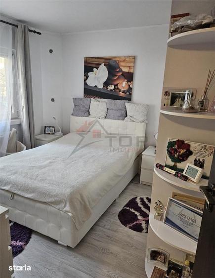 Apartament cu 3 camere decomandat, mobilat în Cug