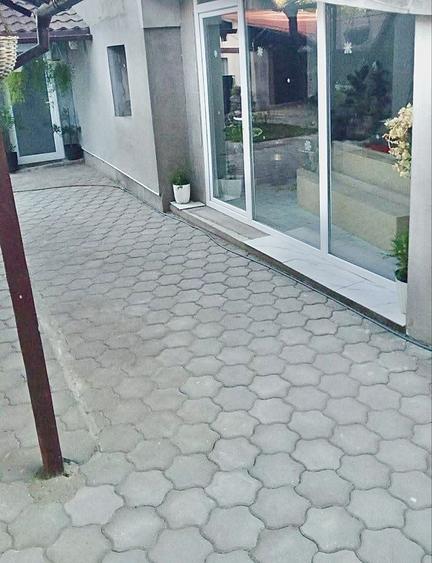 Casă cu 4 camere în Valea Călugărească